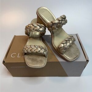 Dolce Vita Ronin Braided Sandal in Light Gold Stella color - size 7- New in Box